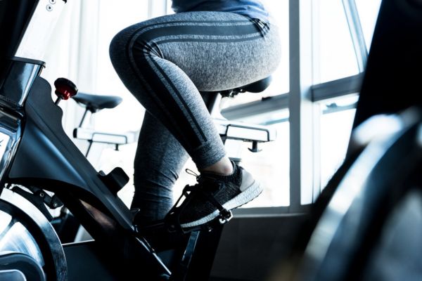 フィットネスバイクの選び方と効果的な使い方, 自宅でできる有酸素運動とダイエットのポイント